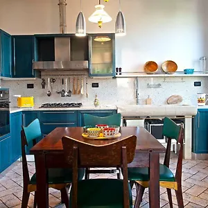 https://ca-del-frassino-suggestivo-appartamento-in-villa.it-lombardy.com